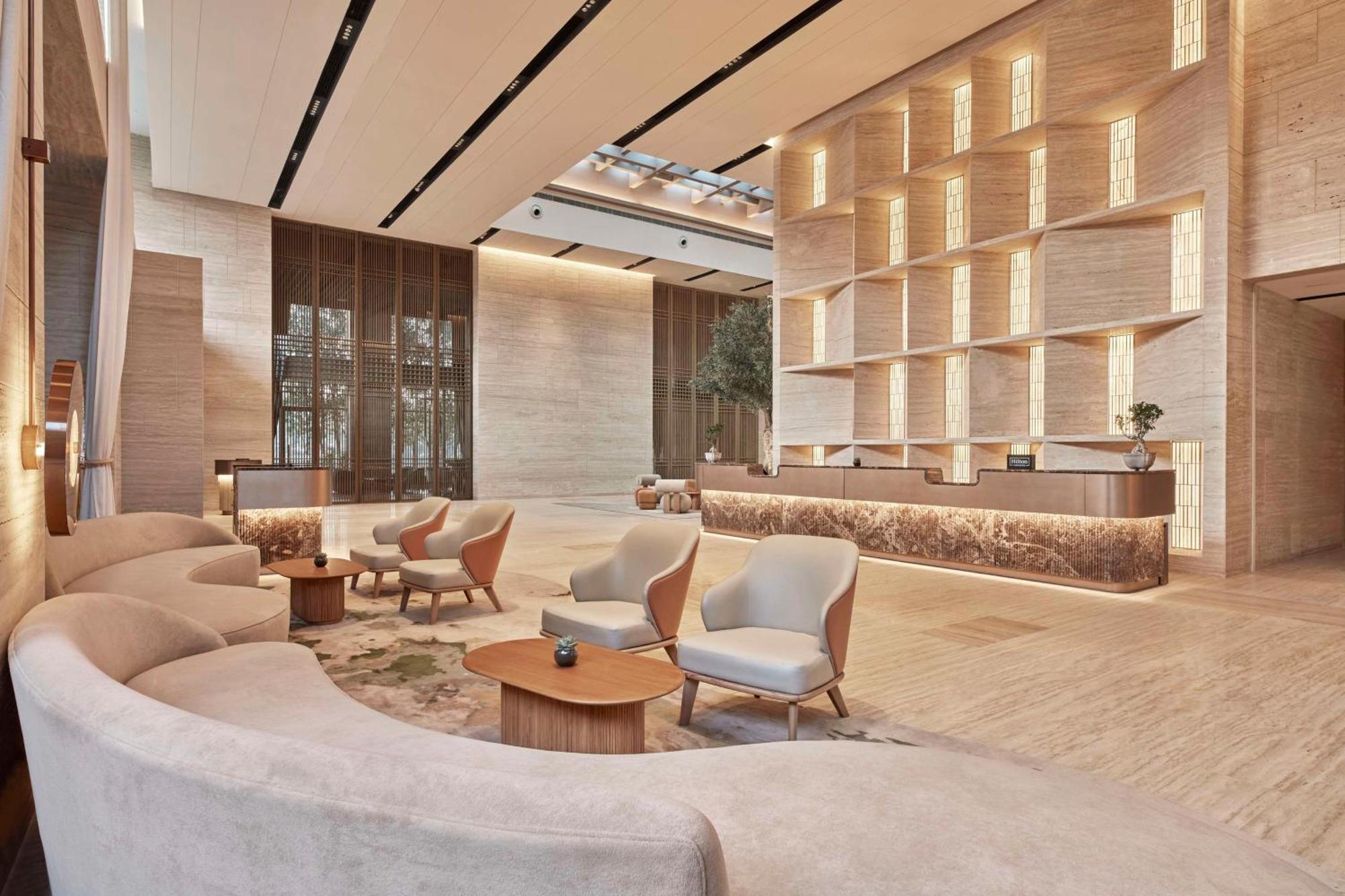 Hilton Gurugram Baani City Centre グルガウン エクステリア 写真